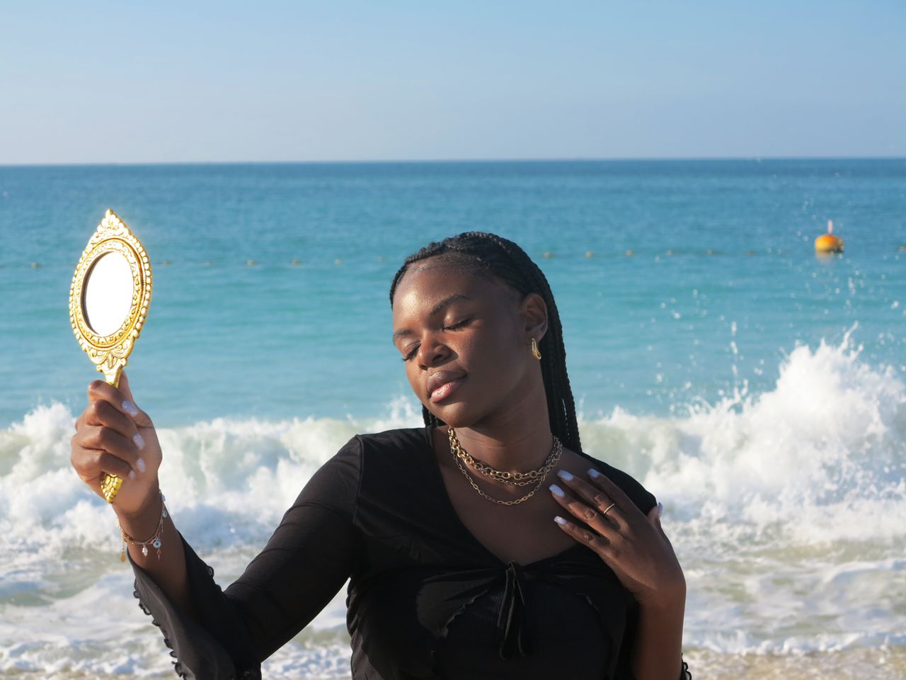 Congolese Songstress Kami Leonne Unveils New Afro Soul Single “Te Quiero”