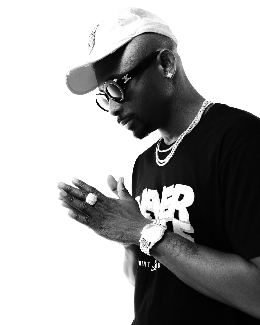 Find Your Strength: Sean Tizzle’s “Time And Season” Will Motivate You