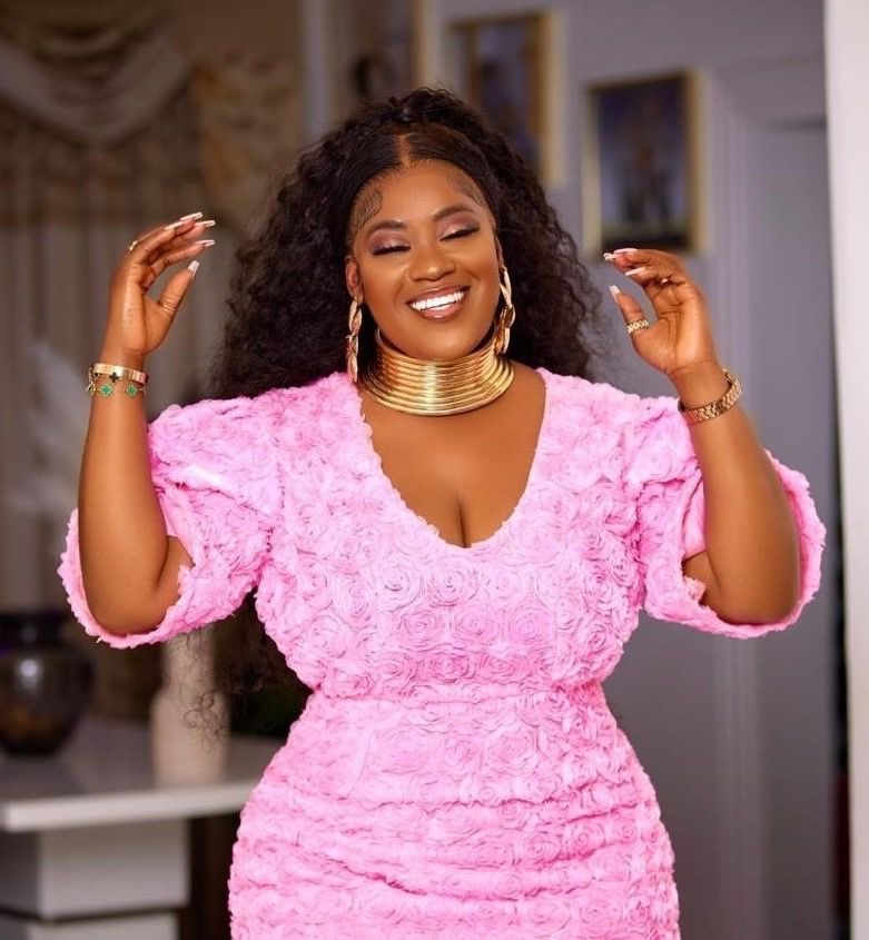 Watch: Alice Mckenzie Appreciates God With ‘Beautiful’