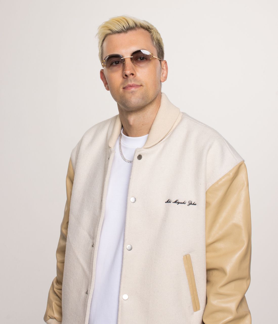 UK DJames Makes Producer Debut with Afro-Pop Single ‘Avalay’ Ft Crayon