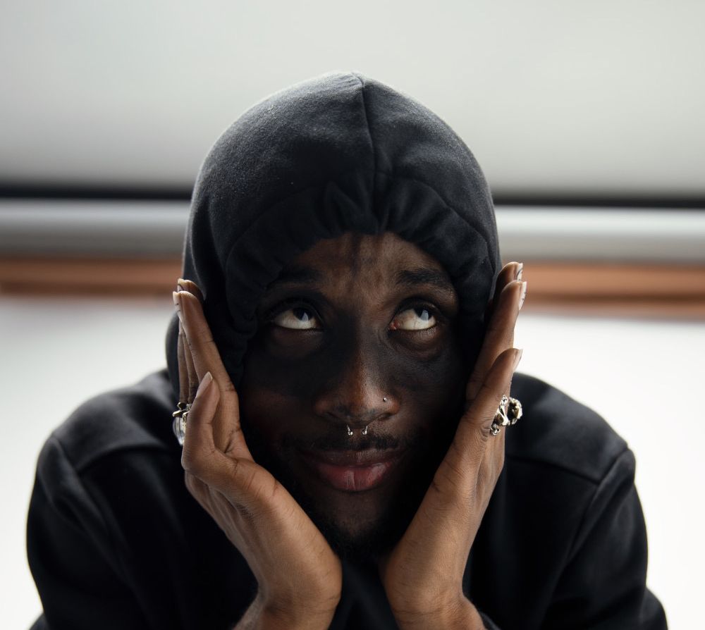 Watch The Video For Nana Grenade’s New Single ‘IZUKU’