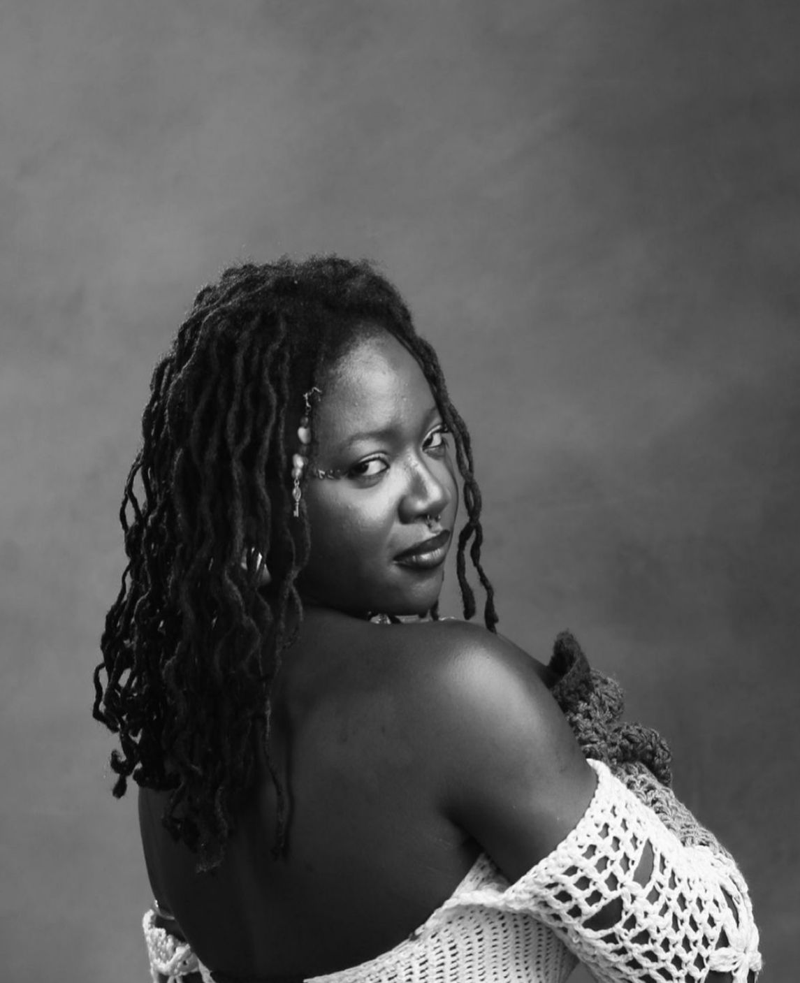 Award-Winning Poet and Songstress Mide Fash Drops Her Latest Single ‘Manipulator’