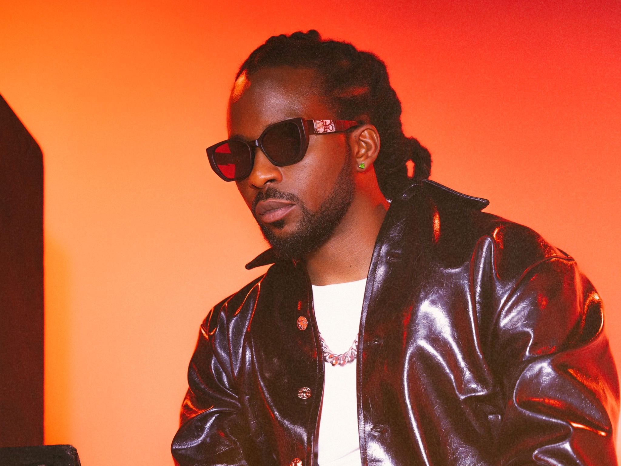 Award-Winning Producer Del B Drops Groovy Collab ‘Pattern Am’ With Reekado Banks and Hotkeed